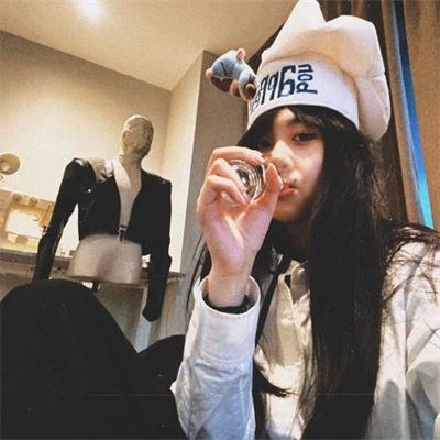 珊珊小传