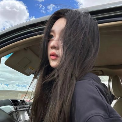 钱信伊:地下酒吧